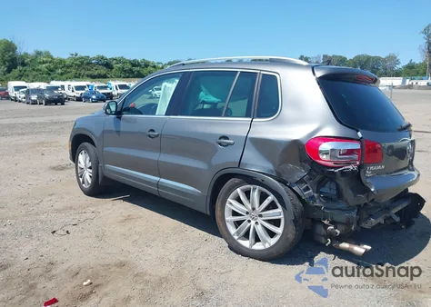 2016 Volkswagen Tiguan Se из США, поврежденный, VIN WVGBV7AX8GW557868